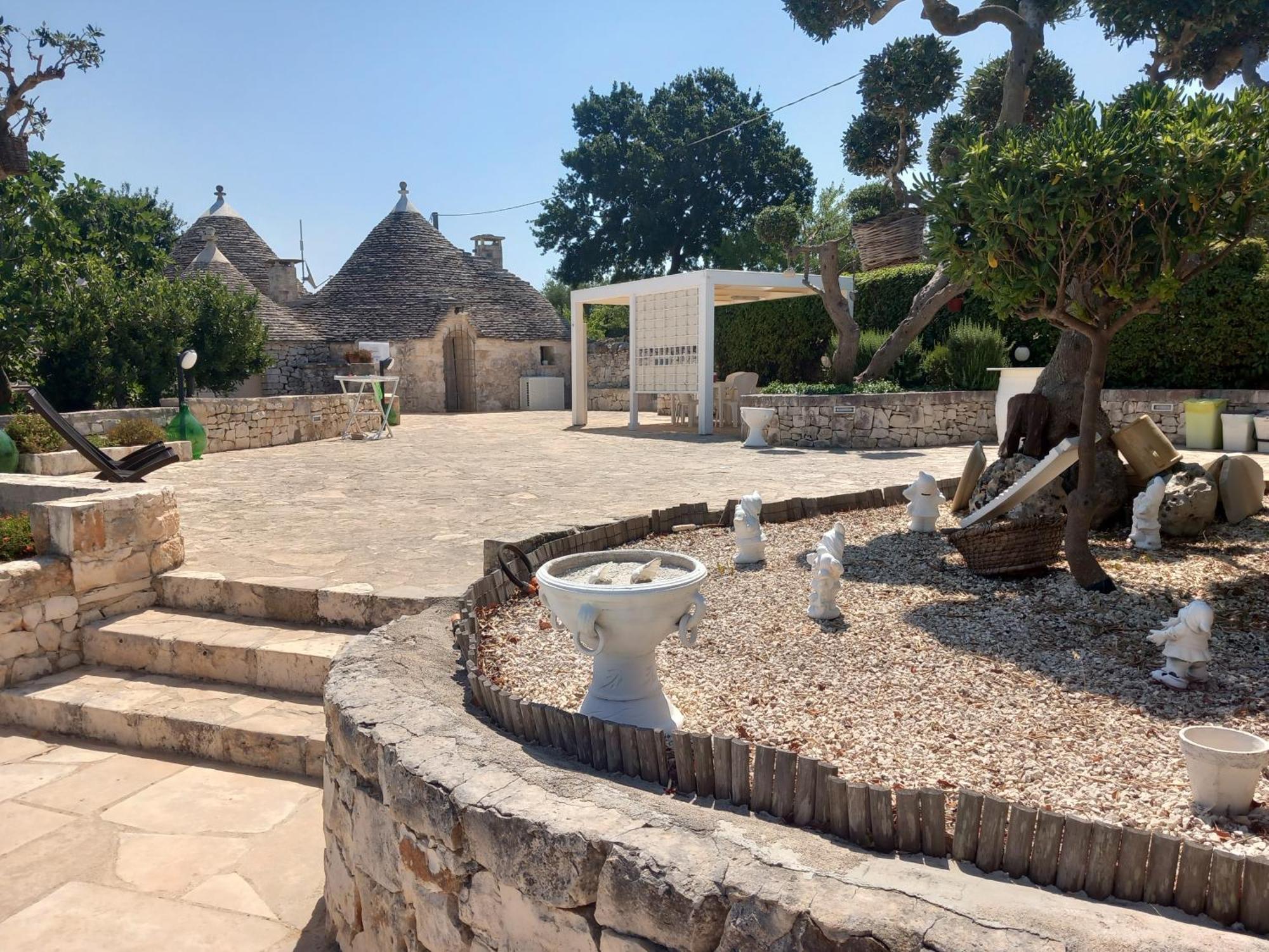 Trullo Monte Del Sale Casa de hóspedes Alberobello Exterior foto